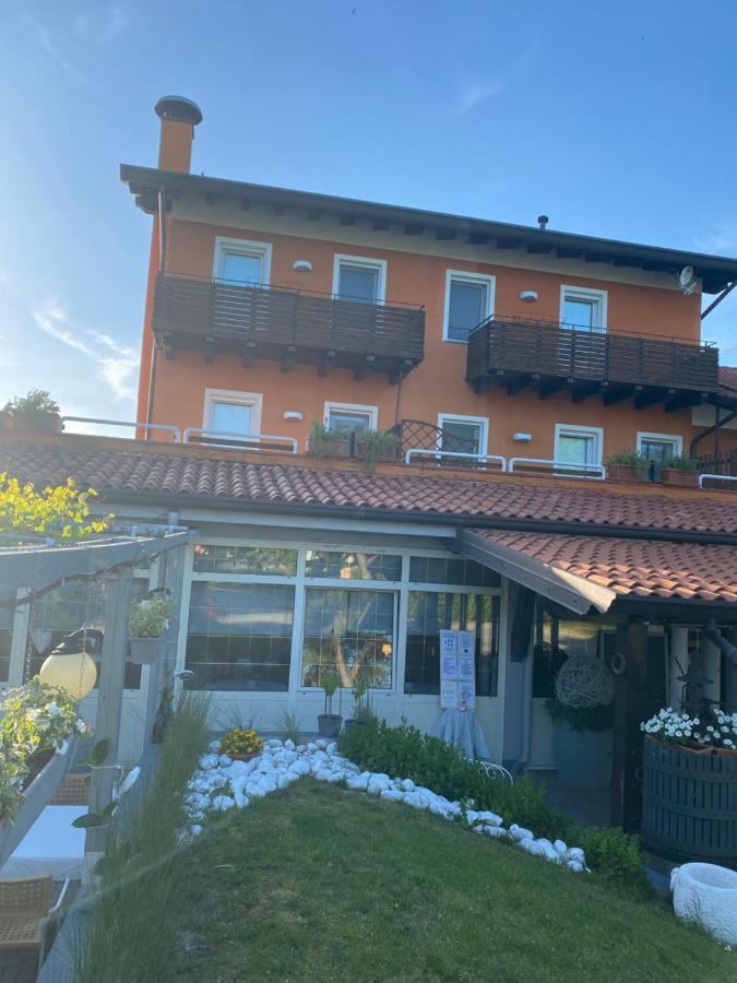 Casa Vacanze Girardi Gorizia Bagian luar foto